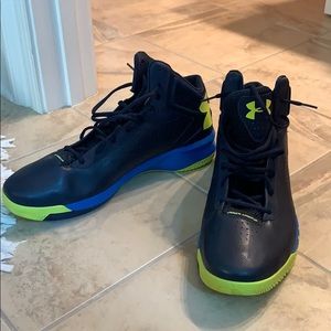 Under armor shoes